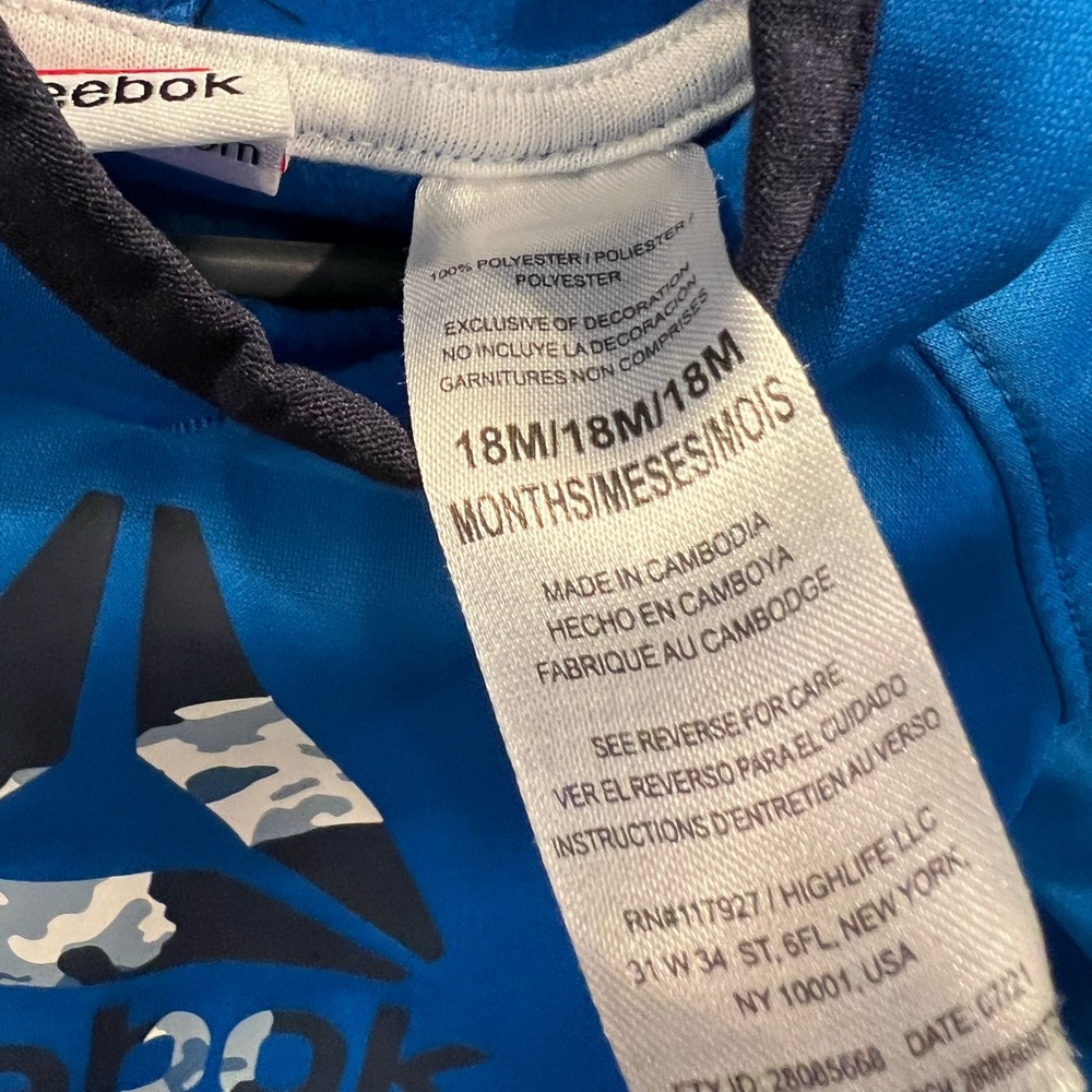 Kids Reebok set - Picture 3 of 4